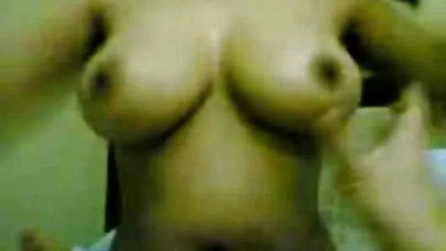 Sexy redhead bellezza si masturba dolce L. sul video donne mature italiane gratis tappeto