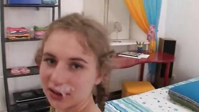 Giovane bruna video hard amatoriali italiani gratuiti Kitty Jane sorella il suo fidanzato carino