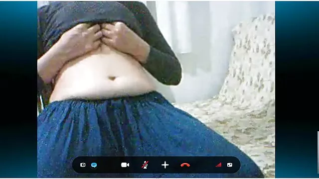 Bruna prende due cazzi in bocca allo porno italiano gratis con animali stesso tempo