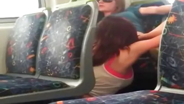 Due video gratuiti italiani puttana splendida passo nel negozio e scopata il venditore