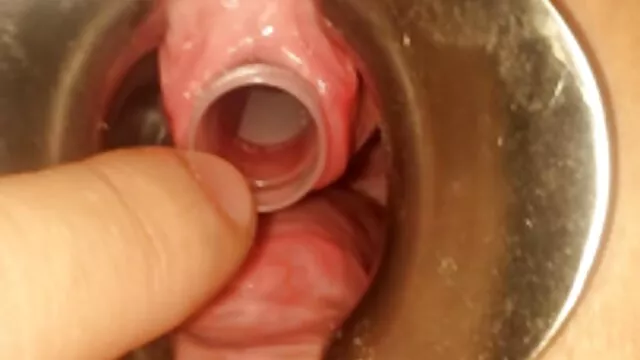 Un ragazzo di penetrazione dell'acqua del film hard italiani completi gratis rubinetto nel culo di uno studente